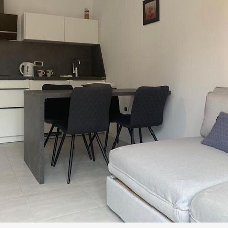 Apartments Artemus Karliva Izola Exterior foto